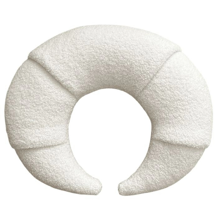 Cotton & Sweets voedingskussen croissant boucle vanilla