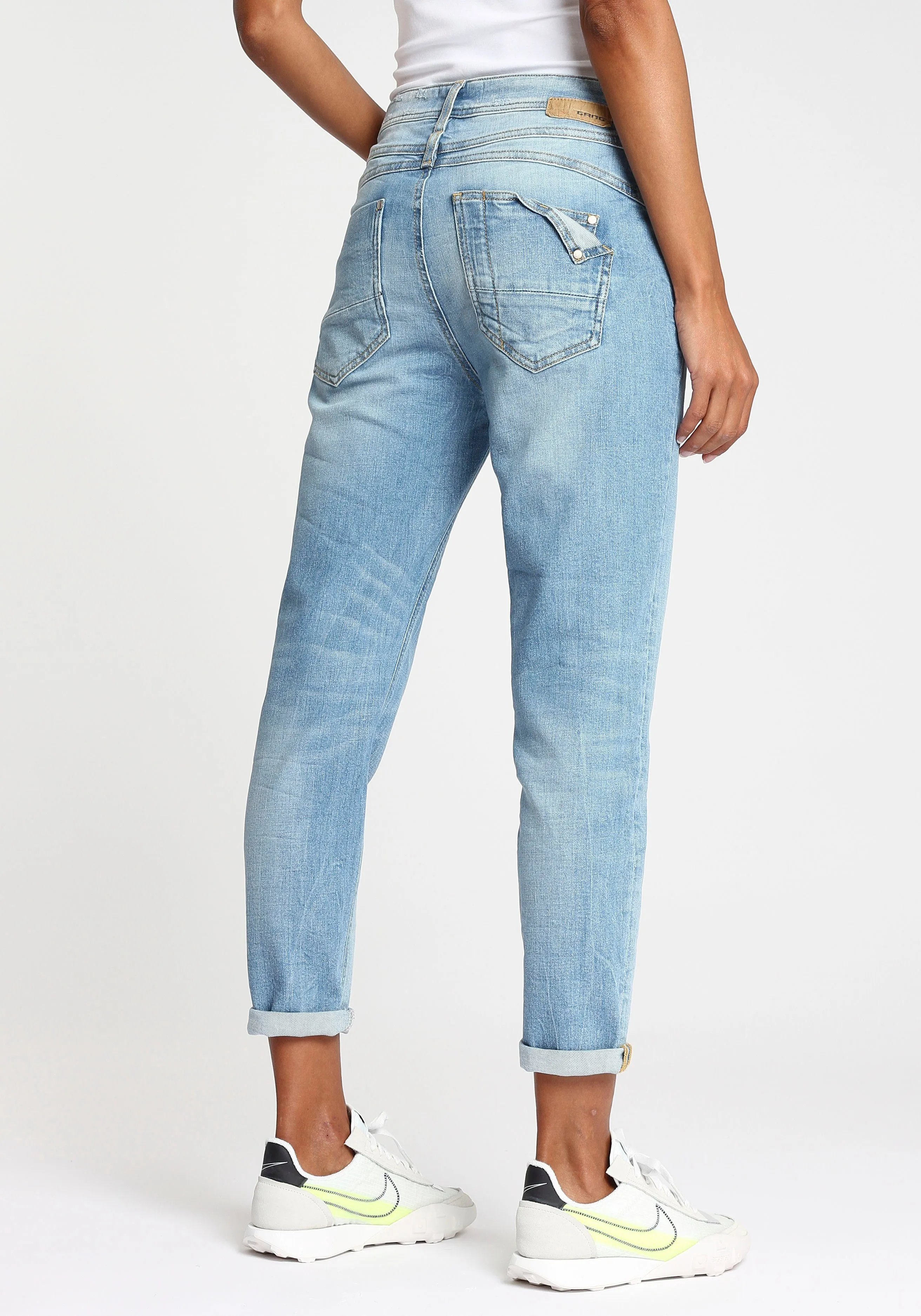 GANG Relax fit jeans 94AMELIE CROPPED met verkorte pijplengte
