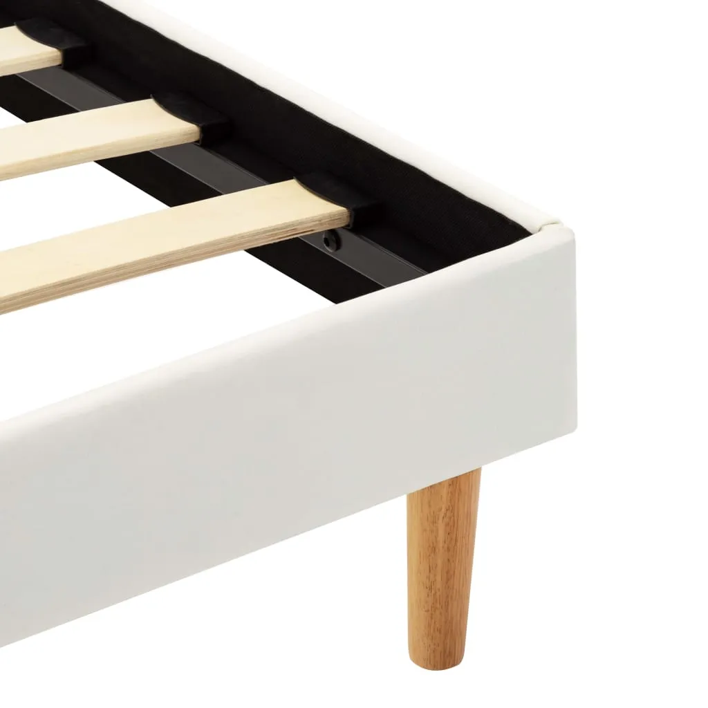 Medina Bedframe met LED kunstleer wit 200x200 cm