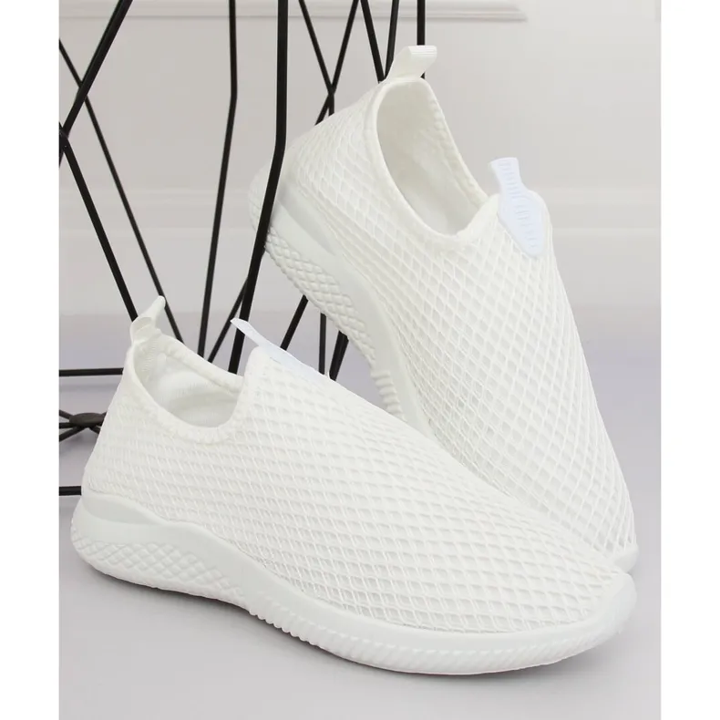 WITTE SPORTSCHOENEN B056 WIT